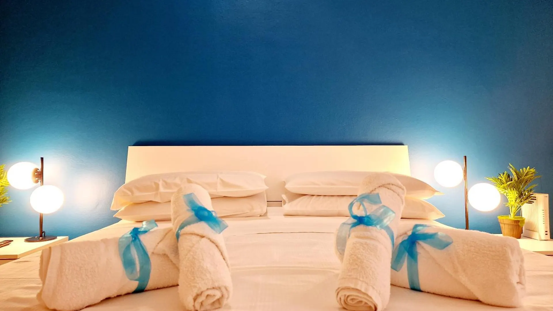 Homeholidaysanremo - Palace Apartamento